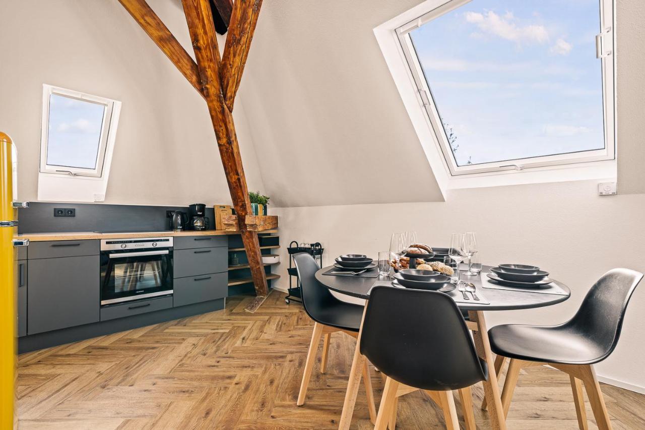 Maisonette-Wohnung Mit Freigelegtem Fachwerk Meckenbeuren Exterior foto